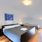 Сasa de vacaciones Erika-1 By Interhome Nova Vas (Porec)