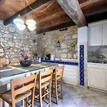 Сasa de vacaciones Erika-1 By Interhome *