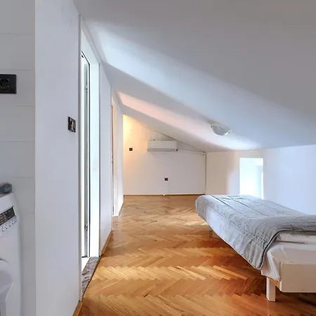 Erika-1 By Interhome Vakantiehuis *