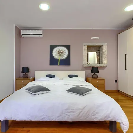 Erika-1 By Interhome * Nova Vas (Porec)