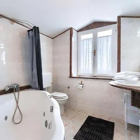 Erika-1 By Interhome *