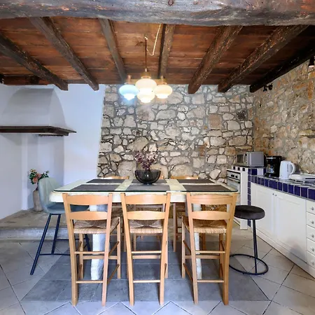 Dom wakacyjny Erika-1 By Interhome *