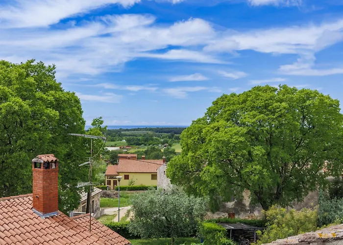 Сasa de vacaciones Erika-1 By Interhome *