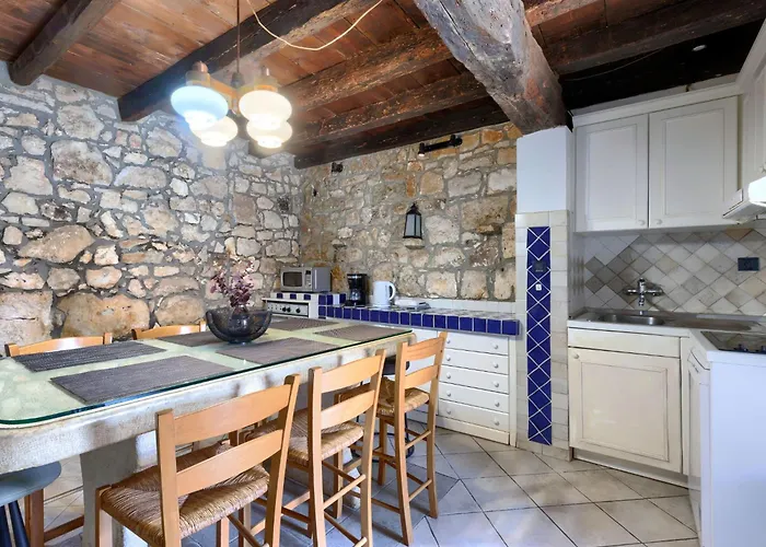 Сasa de vacaciones Erika-1 By Interhome *